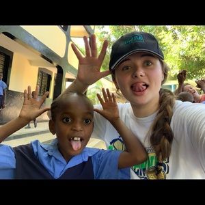 Meet your Posher, Katie